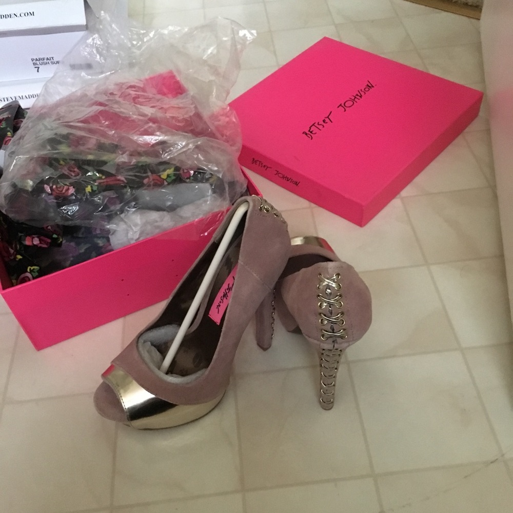 Betsy Johnson platform heels